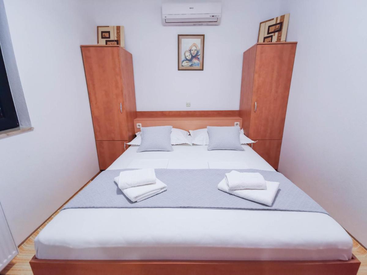 Apartments Vukovic Vanja Makarska Extérieur photo
