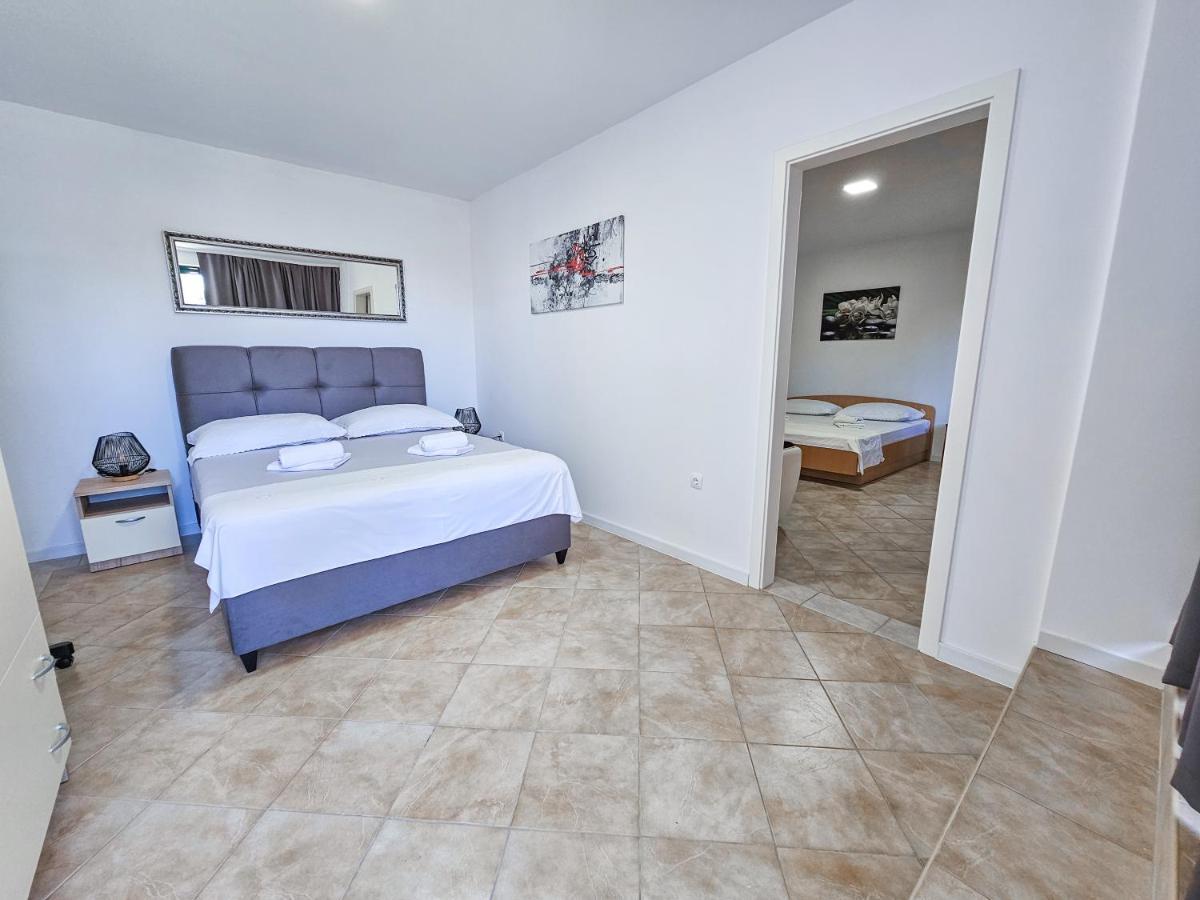 Apartments Vukovic Vanja Makarska Extérieur photo